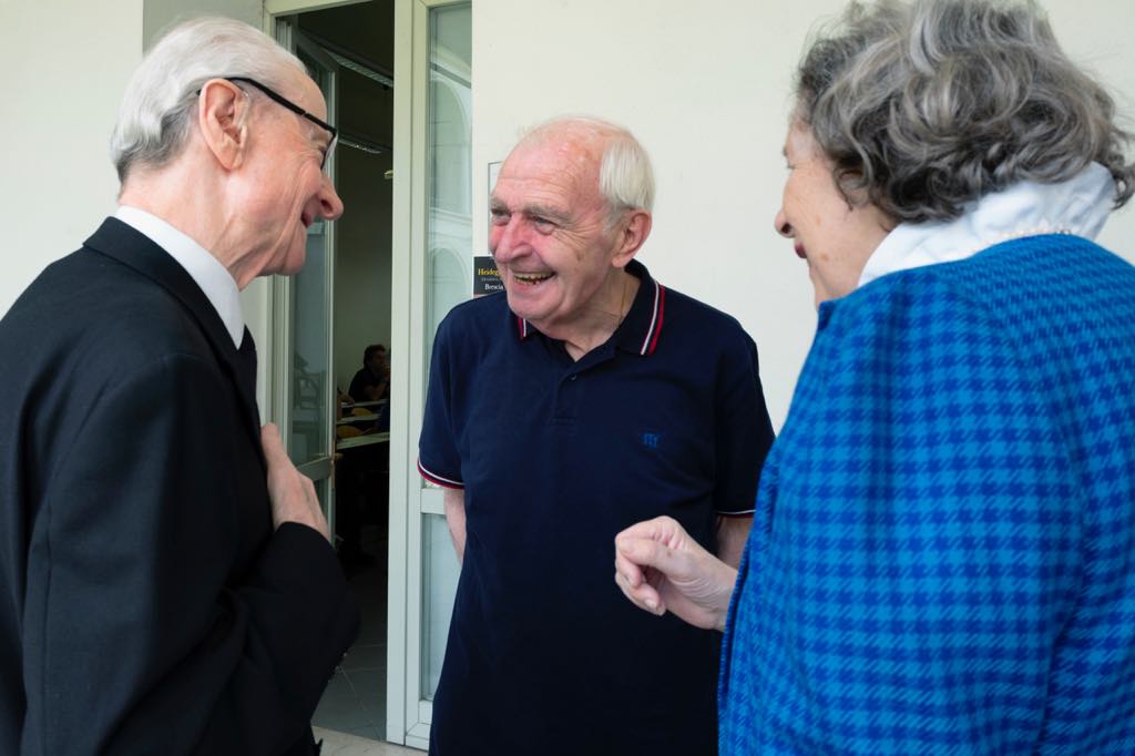 64379702_705569353235230_7790417595101872128_n